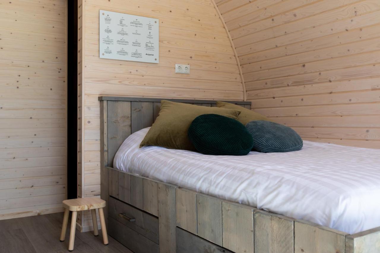 Pod Huisje Met Hottub Dokkum Esterno foto